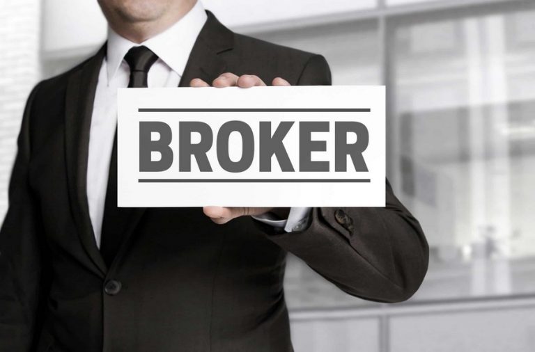 Broker là gì?  Công việc và Vai trò những broker là gì ?
