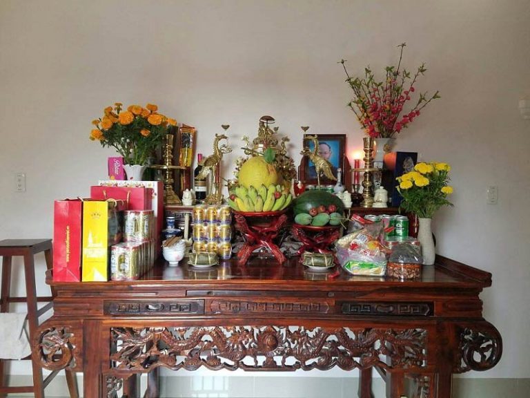 Chuyển bàn thờ cũ sang bàn thờ mới KO phạm phải các vị thần linh